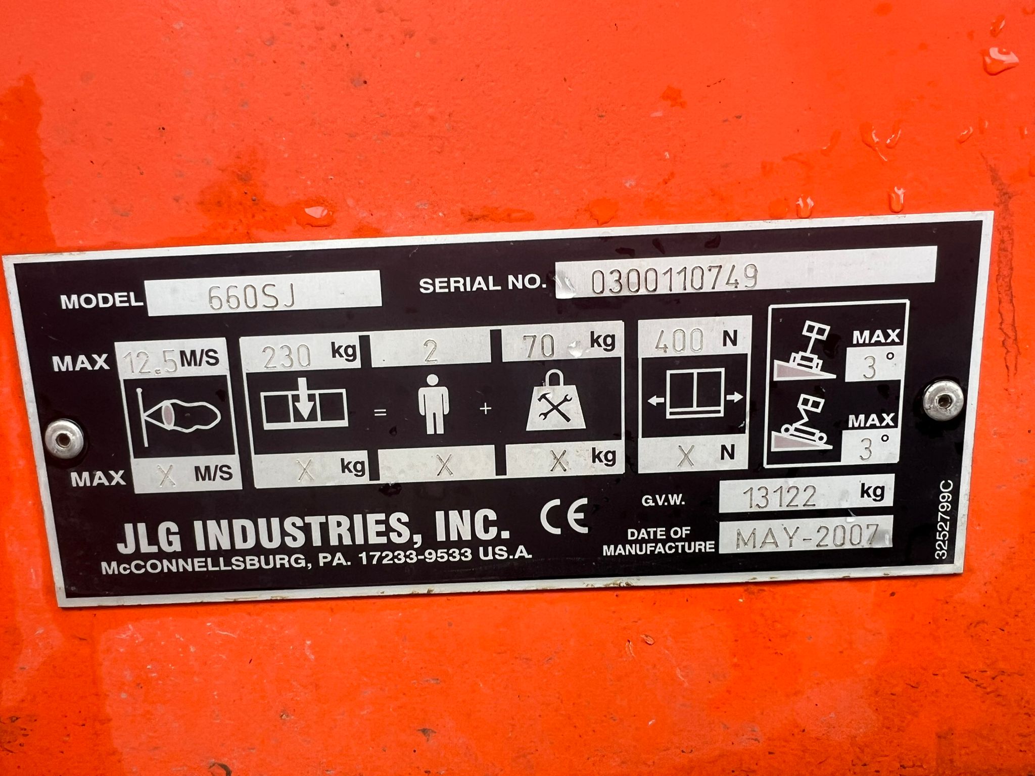 Sold - Articulated Boom Lift - View 3